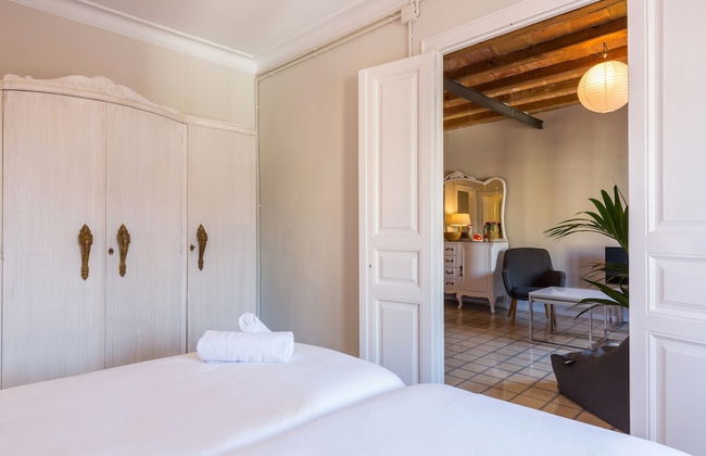 White Suite Barcelona - Photo 4