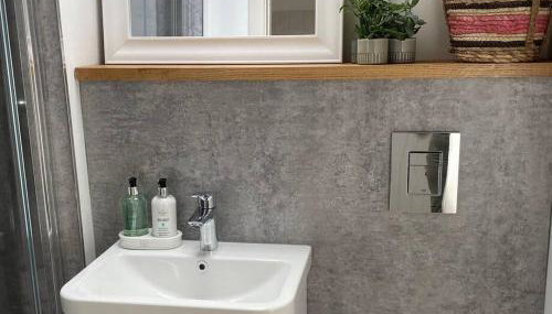 Hillview Cottage - Photo 4