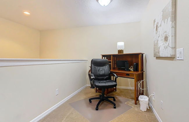 Elegant 5BR Home w Private Pool Spa Near Disney - Foto 31