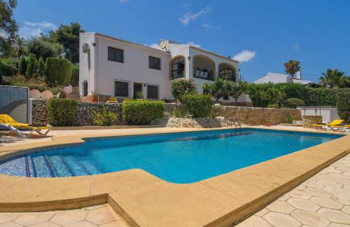Villa Margarita - A Tranquil Oasis with Large Private Pool - Foto 1