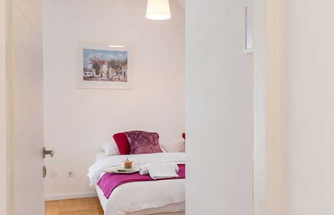 Bright and Cozy Duplex Near City Center - Foto 5