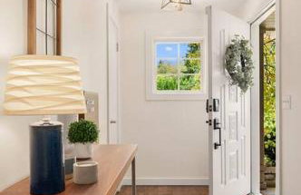 DT Bellevue Hidden Gem With a View & AC - Foto 14