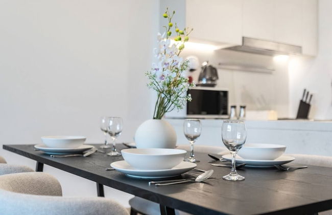 Sea View 2BR in Port de La Mer - Photo 8