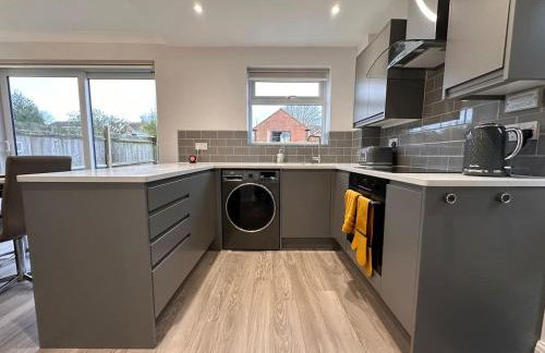 City centre home in Canterbury with free parking - Foto 39