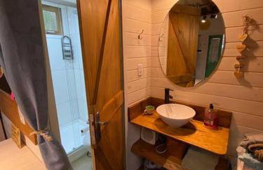 Cabana Lara, com lareira e muito estilo. - Foto 31