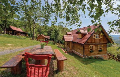 Four-Bedroom Holiday Home In Novi Marof - Foto 8