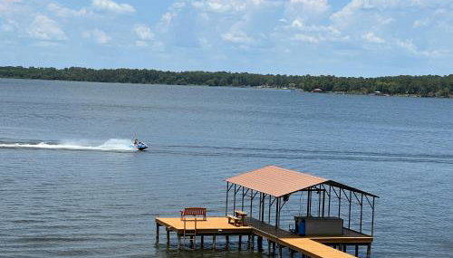 Lakefront Oasis with Private Boat Dock on Lake Palestine - Foto 2
