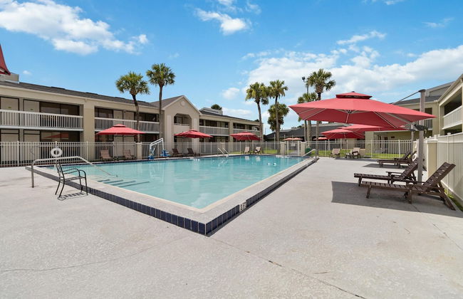 1/1 Condo-hotel With Double bed and Community Pool Miles From Disney! - Foto 16