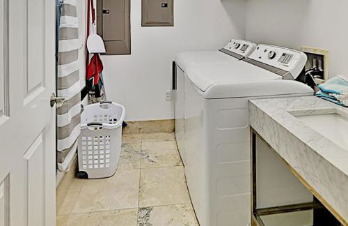 Mediterranean by Southern Vacation Rentals - Foto 62