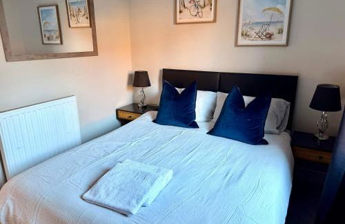 South Gyle House - SuperFast WiFi and Free Parking - 7 minutes from Edinburgh Airport - Foto 16