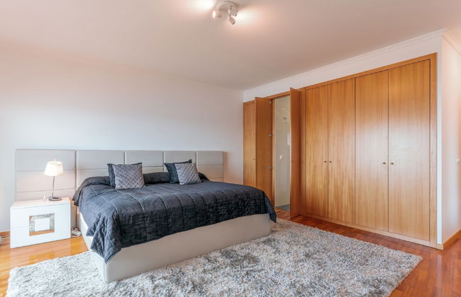 Stunning Apartment with sea view - Photo 3