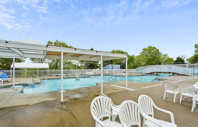 Serene Escape at Table Rock Lake - Photo 29