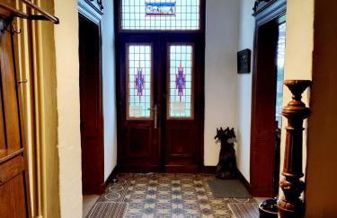 Das alte Herrenhaus auf dem Bio-Bauernhof - Foto 10