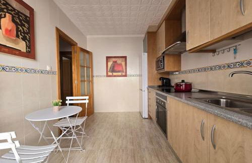 Apartamento con terraza cerca del mar - Foto 14