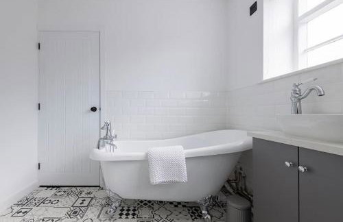 The Great Hall, Edwinstowe Hall - Foto 34