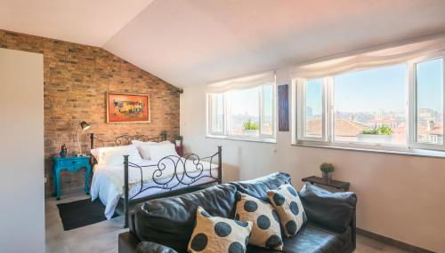 Merc Porto Ribeira's Up place - Photo 3