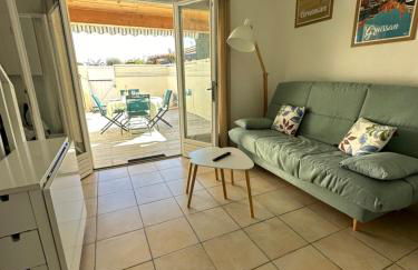 La Discrète toute équipée avec piscine - Foto 3