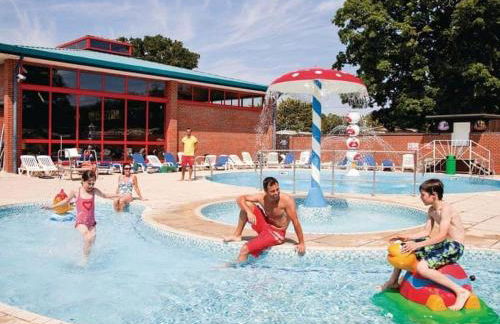 Jasmine Corner - entertainment passes included - message for longer stays - Foto 28