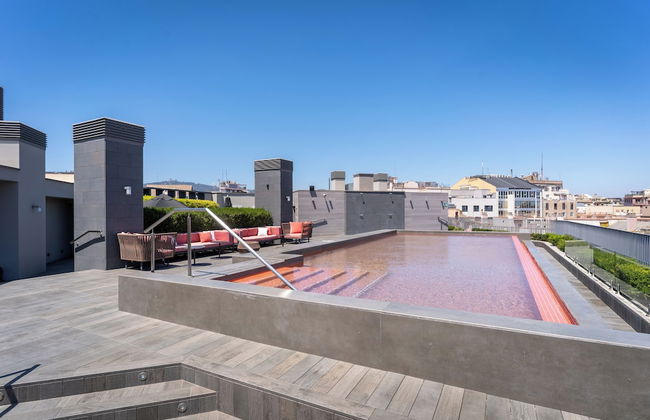 Midtown Apartments - Photo 1