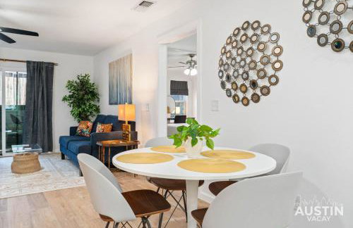 Near BBQ, Coffee More in Brentwood Pet-Friendly 2BR 1BA Condo By Austin Vacay - Foto 11