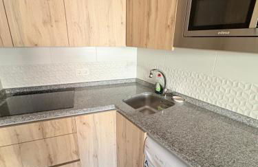 Apartamento Céntrico , Cómodo, Tranquilo y con WiFi - Foto 12