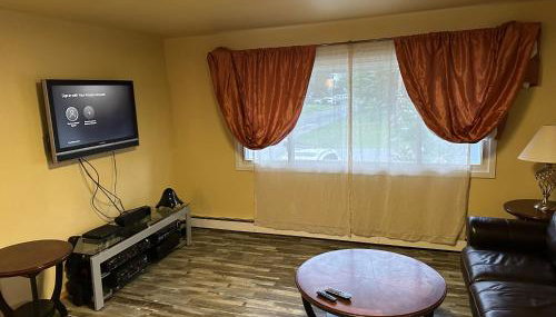 Forget Me Not Home by Airport Upstairs with Deck - Foto 2