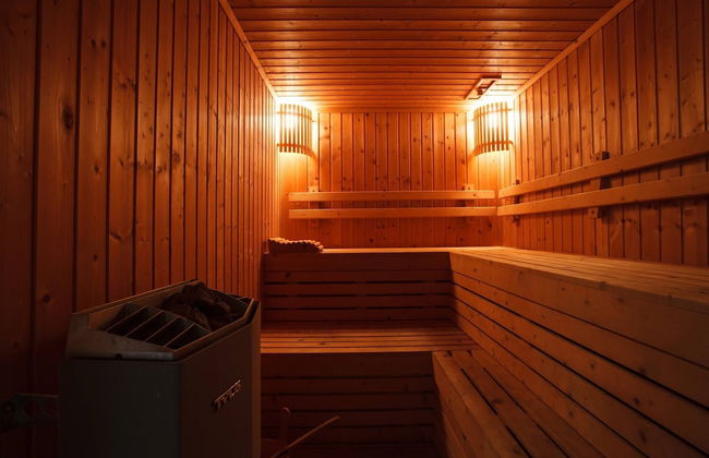 4C - 2 Bedroom Downtown Apartment With Shared Pool - Photo 13