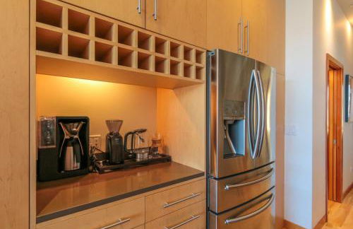 Four - River View Hot tub Luxurious Downtown Loft - Foto 6