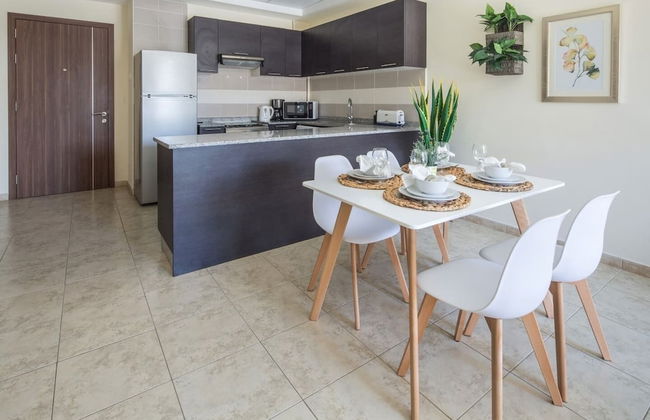 Signature Living in Modern 1BR Apartment at Jvt! - Foto 26