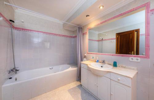 Cas Bunyoler - Photo 35