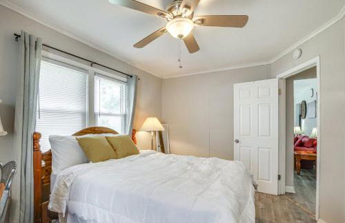 2BR Retreat with Fire Pit Close To Downtown STL - Foto 14