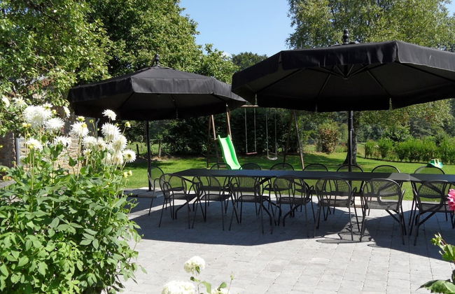 Modern Cottage With Private Garden in Waimes - Photo 13