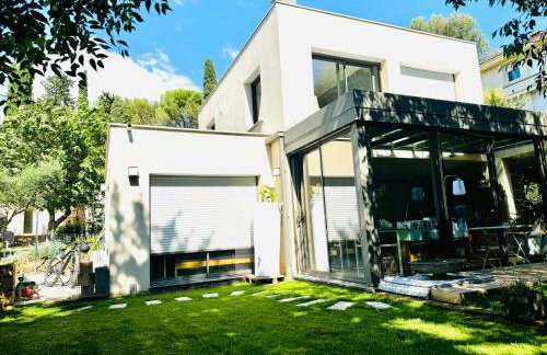 Glass and wood designer villa with garden in centertown - Foto 74