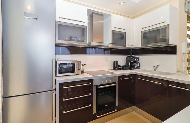 Luxurious 4-bedroom Villa With Private Pool in Kassandra, Halkidiki - Photo 13