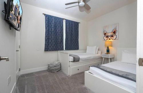 Comfortable home Near Disney & Private Pool 17414 - Foto 29