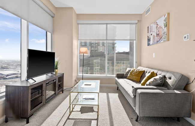 GLOBALSTAY. Modern Downtown Condos. Free parking - Photo 57