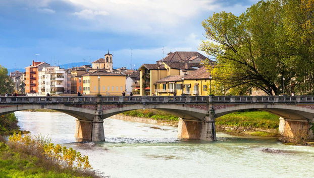 Traversez Parme à vélo