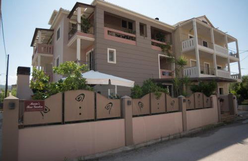 Maria's Rose Garden - Photo 33