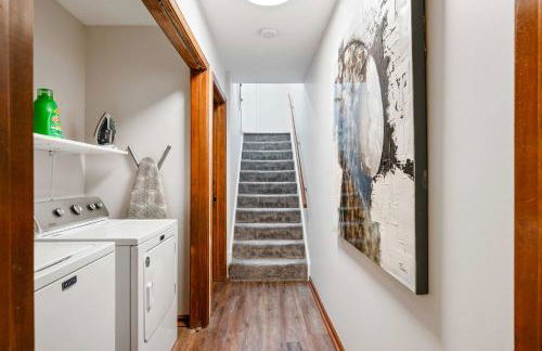 Mass Ave Gem and steps away from Yoga Studio - Foto 33