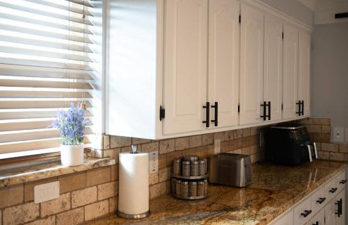 DFW Spacious Cozy Modern Villa - Foto 67