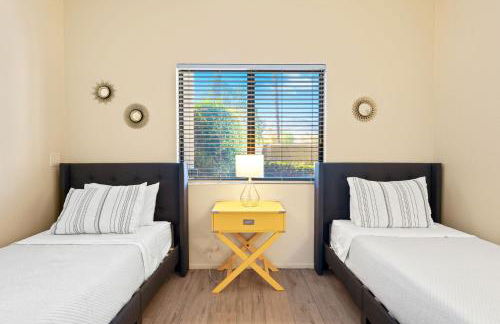 Midnights at the Oasis - Foto 30