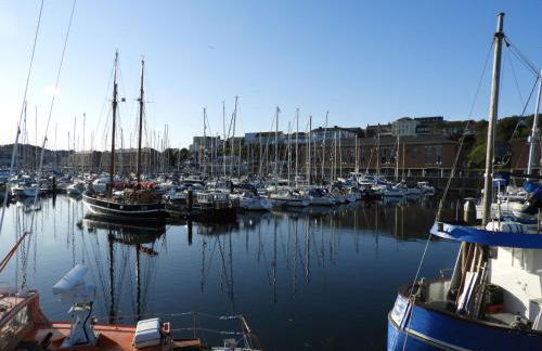 The Coach House - Photo 35