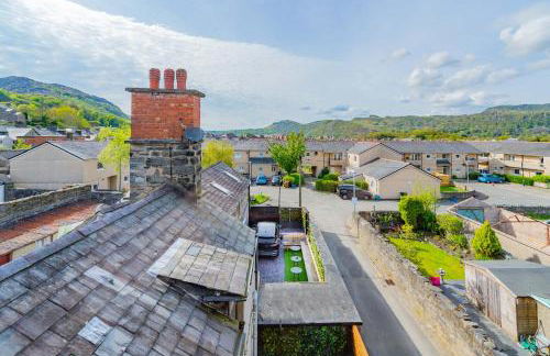 Snowdon House, 8 bedrooms, sleep 16, close to Blackrock Sand - Photo 39