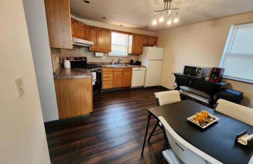 RentalsOP NJ01 Full house minutes from NYC, near to metlife, American Dream - Photo 14