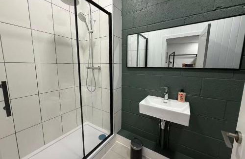 Beautiful studio near the station - Photo 7