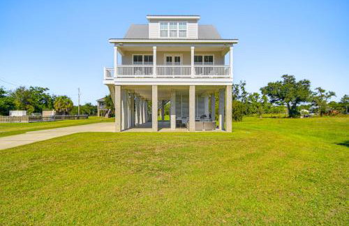 Walk to Beach Oceanfront Home with Outdoor Kitchen - Foto 37