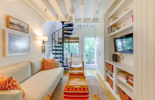Steps to Commercial St! Lofted Provincetown Gem - Foto 1