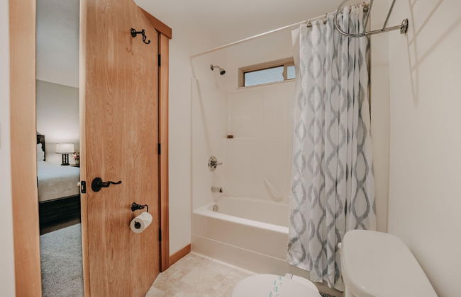 65GS - Hot Tub - Wi-Fi - Pets Ok - BBQ - Sleeps 10 - Foto 28