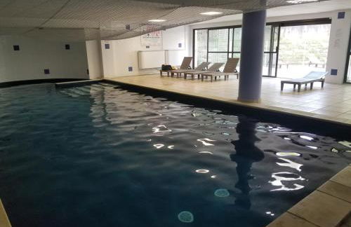 Appartement cosy centre Uzès, parking gratuit, piscine - Foto 8