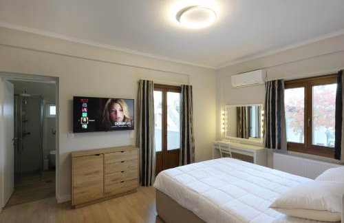 Avlos Luxury Home-NEW! 5 Min to Ctr - Foto 14